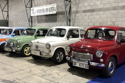 RetroAlmería reúne un año más a los amantes del motor.