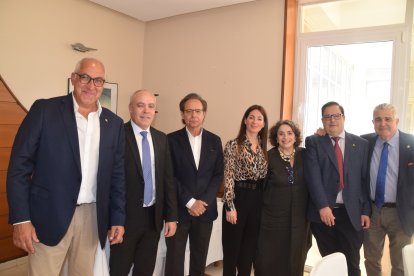 Cayetano Torres, Juan Catuela, Francisco Moreno, Rosario Soto, María del Carmen Gea y Pepe Pozo.