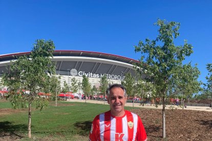 el concejal de deportes, Juanjo Segura, en Madrid.
