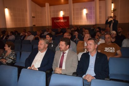 El concejal de Cultutra del Ayuntamiento de Almería, Diego Cruz, el delegado de Cultura, José Vélez y Jaime Villa de Cruzcampo.