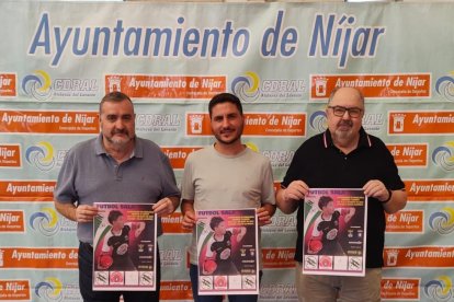 Puesta de largo en el Ayuntamiento de Níjar.