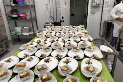 Montaje de los aperitivos de la cocina manchega de Cuenca.