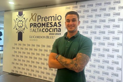 Francisco Ramón a su llegada a Cordon Bleu para concursar.