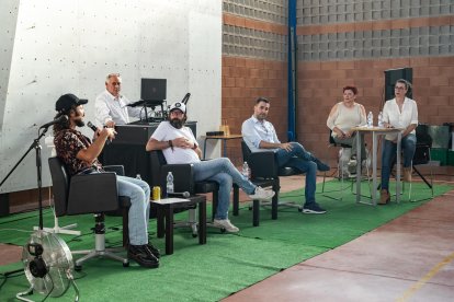 Un momento de la charla-coloquio.