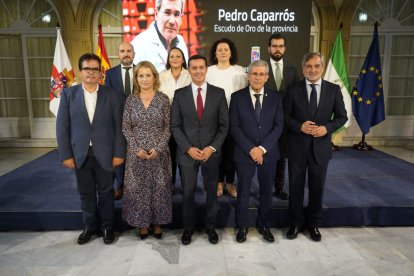El empresario agrícola Pedro Caparrós ha recibido el Escudo de Oro de la Provincia.