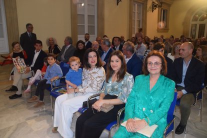 Esposa, hijas y nietos de Pedro Caparrós.