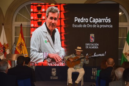 Antonio García \'El Niño de las Cuevas\' inició el acto.