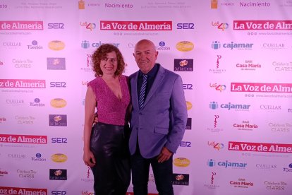 José Manuel Rodríguez, secretario general provincial de Energía, Industria y Minas, y María José Daureo, de la Diputación de Almería.