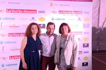 Águeda López, Juan Antonio Olea Vallejo y María José Morales (Muebles Ortuño).