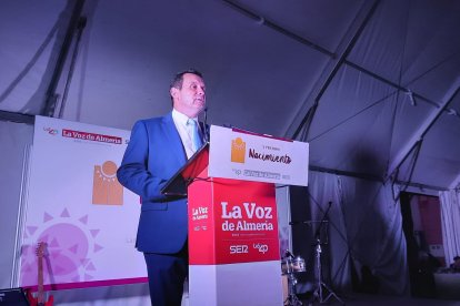 Antonio Fernández, alcalde de Abla, cerrando las intervenciones de la gala.