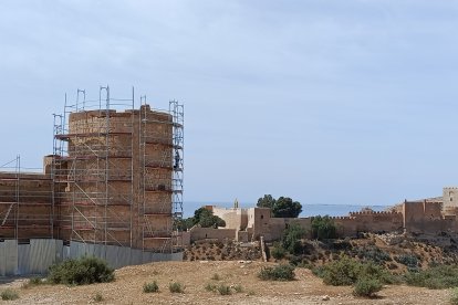Así se ve la Muralla y la Alcazaba desde extramuros