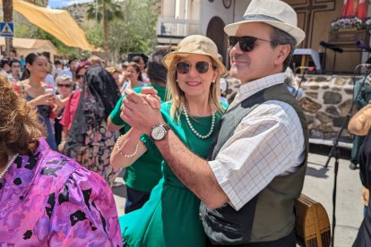 La música es una de las grandes protagonistas en esta recreación histórica.