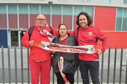 José Estrada, Cloti y Juan Francisco.