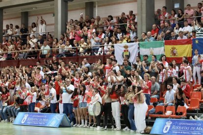 El apoyo de la afición ha sido clave desde la grada.