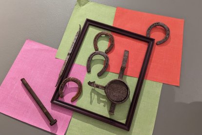 Algunos ejemplos de los materiales de los que parten para sus creaciones.