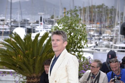 El actor norteamericano Ethan Hawke posa en la presentación de \'Extraña forma de vida\'.