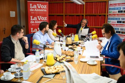 El debate se ha emitido en la SER y la web de La Voz de Almería.