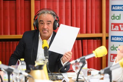 Javier Romero, moderador del debate.