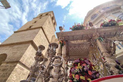 La Hermandad del Rocío de Almería se despide de la ciudad.
