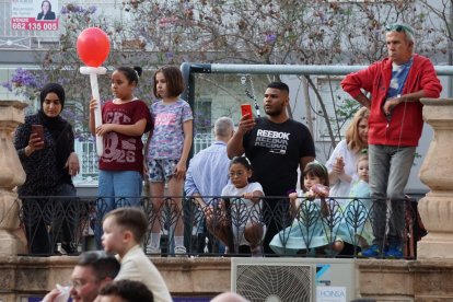 El público disfruta de las propuestas de la Noche en Blanco 2023.