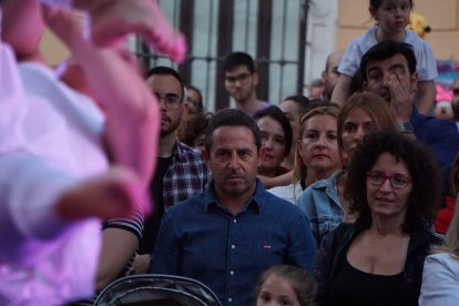 El público disfruta de las propuestas de la Noche en Blanco 2023.