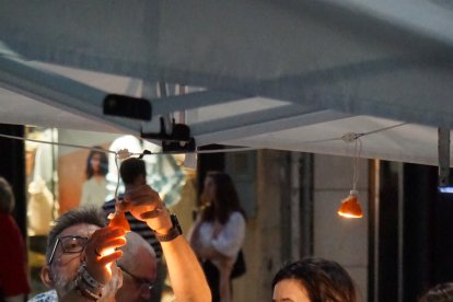 El público disfruta de las propuestas de la Noche en Blanco 2023.