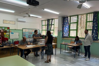 Colegio electoral en La Mojonera.