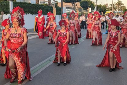 Las moras de la Cabila Bereber impresionaron a los presentes con sus danzas árabes y su espectacular colorido.