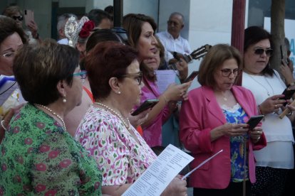 Procesión de la Patrona por el casco antiguo veratense.