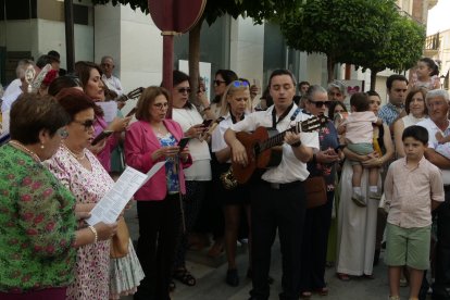 Procesión de la Patrona por el casco antiguo veratense.