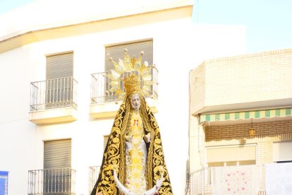 Procesión de la Patrona por el casco antiguo veratense.