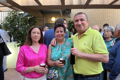 Juanma Cruz, Marisa Caricondo, María Jesús Torrent - procedentes de El Contador, pueblo en el que se crío Tony García