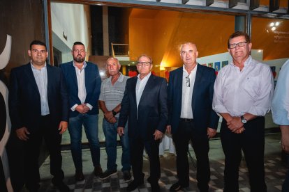 Cristóbal Martín, presidente de Campoejido, junto a miembros y representantes de la empresa.