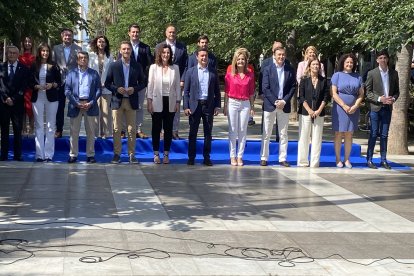 Foto de familia en la Rambla de Almería.