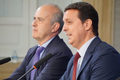 Reunión de los directores de la UNED de toda España.