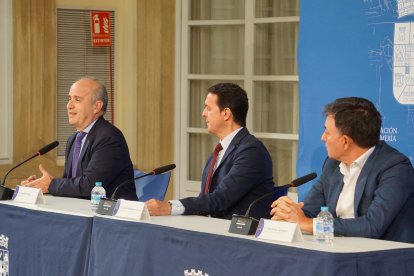 Reunión de los directores de la UNED de toda España.