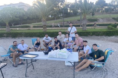 Reunión de amigos en Aguadulce.