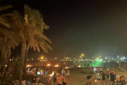 Carboneras celebrando la noche de San Juan