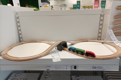 IKEA incluye detalles almerienses en su nueva tienda.