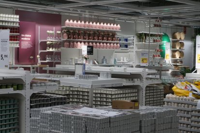 Quedan pocas horas para la inauguración y apertura de puertas.