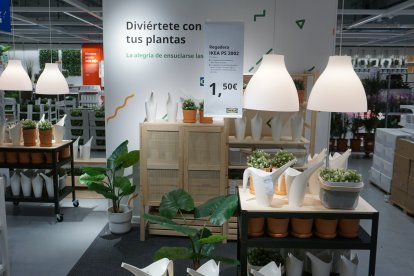 La firma sueca aterriza en la capital almeriense.