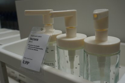 Quedan pocas horas para la inauguración y apertura de puertas.