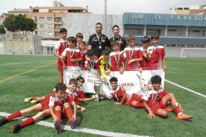 El Loma de Acosta celebrando su torneo.
