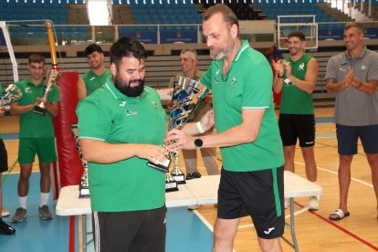 El entrenador de Unicaja Costa de Almería, Charly Carreño, (derecha). 