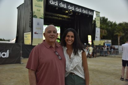 Claudia Sanz junto a su padre, Fernando Sanz viajaron desde Madrid para veranear en las playas de Vera .