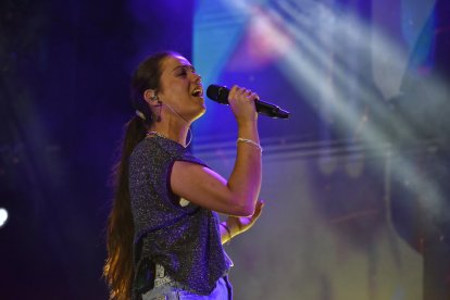 La segoviana Isabel Aaiún durante su actuación.