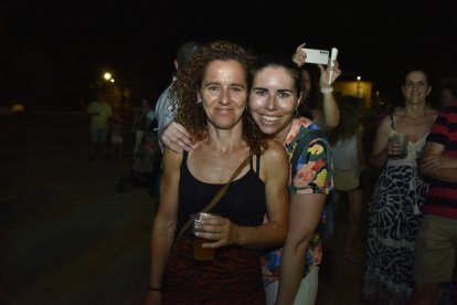 Camino Fernández López y Cristina Pastor, residentes en Vera.