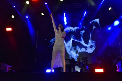 Lorena Gómez durante su actuación en \