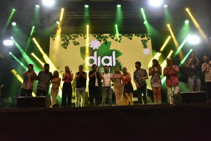 Foto de familia al finalizar el evento.