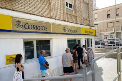 Cola de esta mañana.